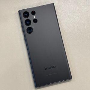 *대용량*갤럭시S22울트라 블랙색상 512용량 미파손 무잔상 상태좋은단말기 정상해지공기계 37만 판매합니다