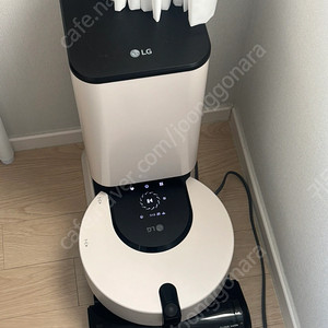 LG 코드제로 R9 오브제컬렉션 로봇청소기 판매합니다