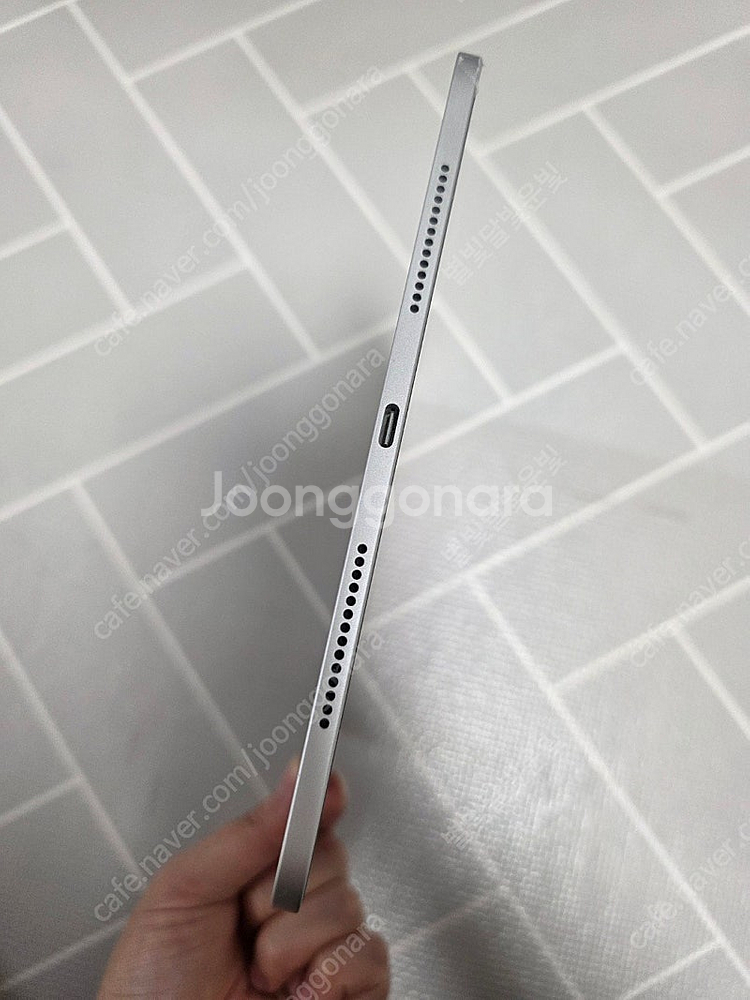 아이패드프로 11 M4 512G 실버색상판매합니다!--1