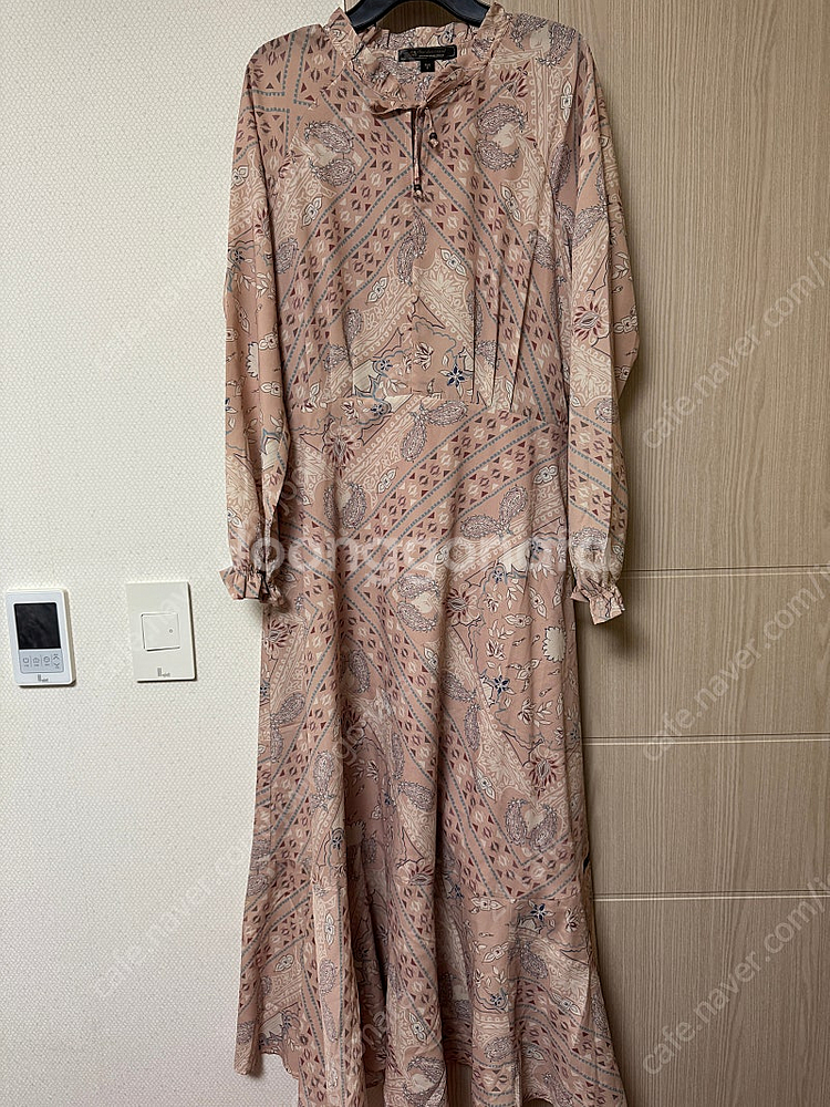 써스데이아일랜드 원피스 팝니다(미착용)--0