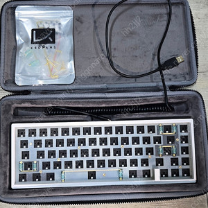 KBD67 Lite R3 커스텀 키보드