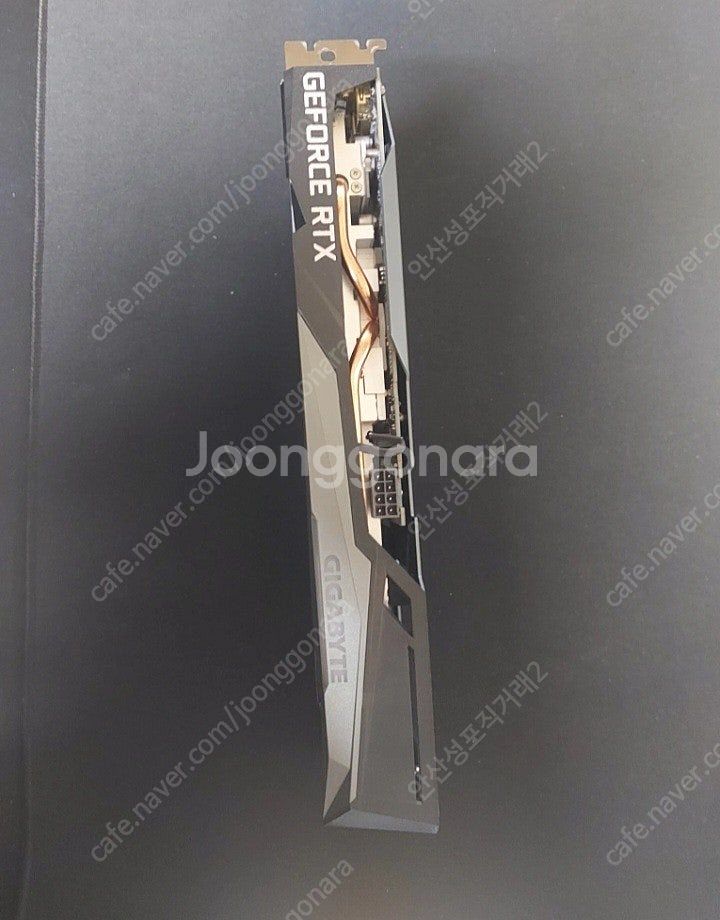 기가바이트 RTX3050 3팬 그래픽카드--0