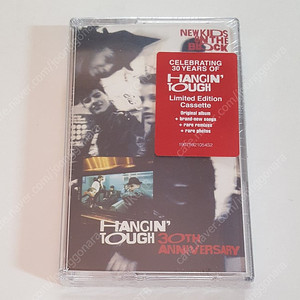 뉴 키즈 온 더 블럭 미개봉 한정반 카세트 테이프 HANGIN' TOUGH 30TH Anniversary