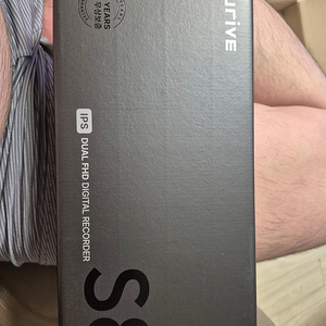 유라이브 s8블랙박스 팝니다.세제품