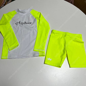 새상품] 5-6세 사이즈 정도 래쉬가드 상하세트 8900원