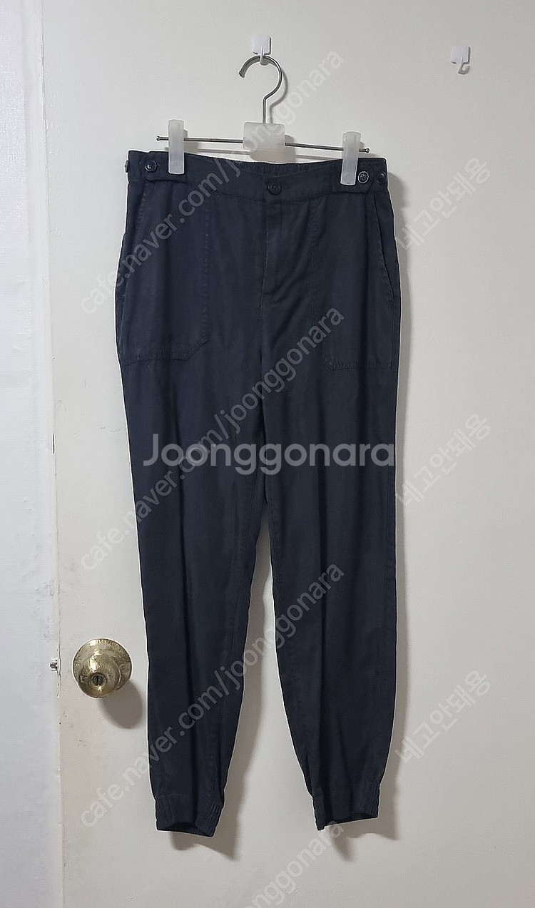 일자핏 여름 블랙 바지 (허리 조절 단추 있음) 27~...--0