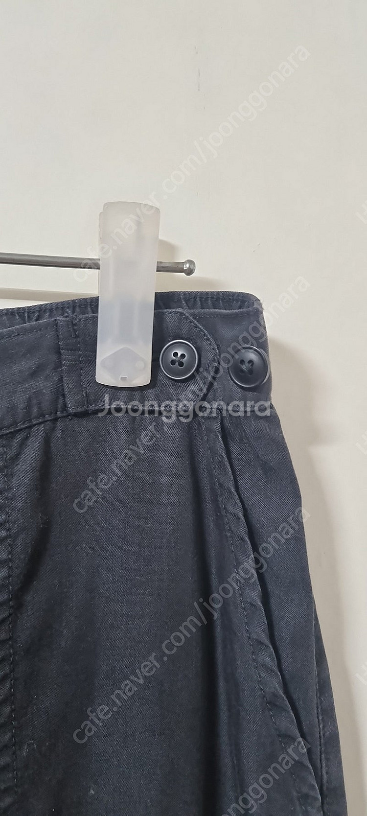 일자핏 여름 블랙 바지 (허리 조절 단추 있음) 27~...--2
