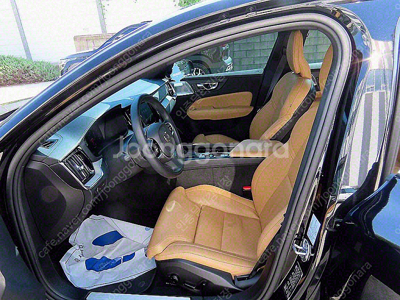 볼보 S60(3세대) T5 인스크립션 중고차 판매합니다...--4
