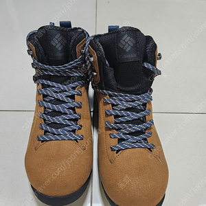 컬럼비아 등산화(260) 판매합니다.