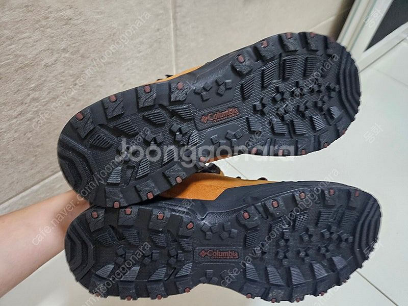 컬럼비아 등산화_(260mm) 판매합니다.--1
