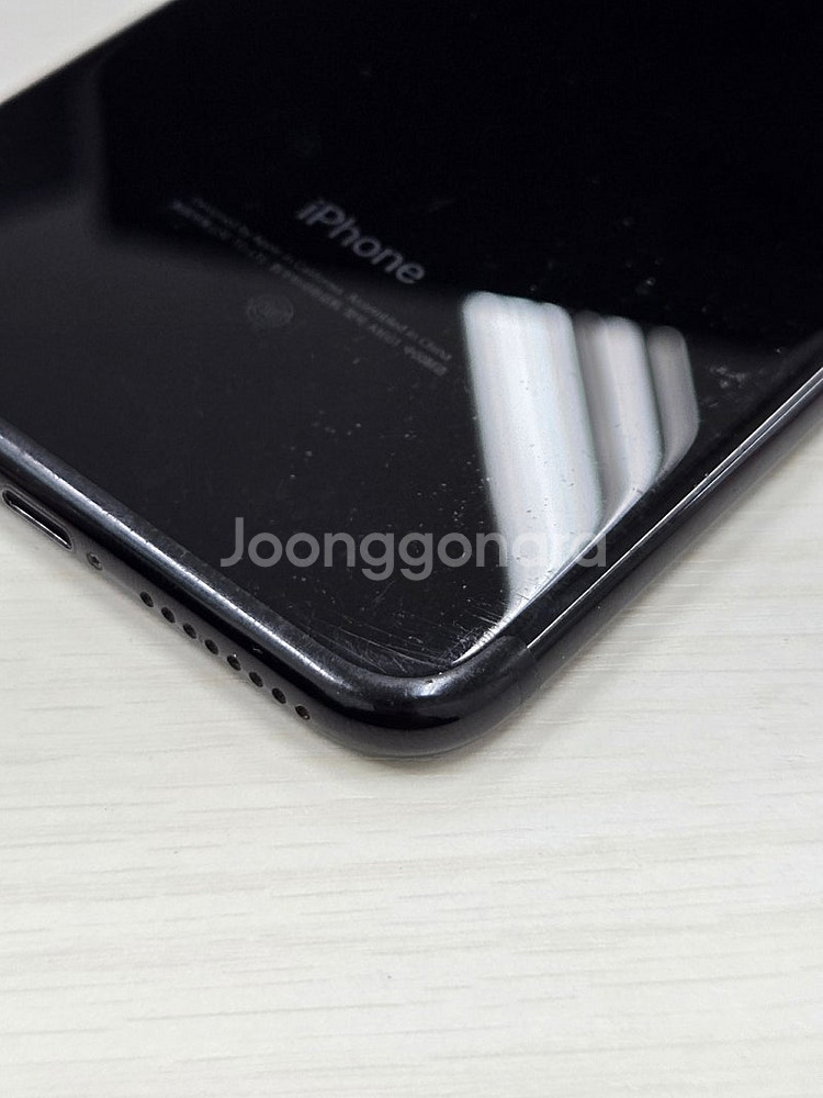 아이폰7플러스 블랙색상 128용량 상태좋은 무잔상 단말기 14만 판매합니다--4