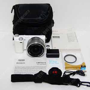 소니 NEX-5T 화이트 8,692컷 팝니다.