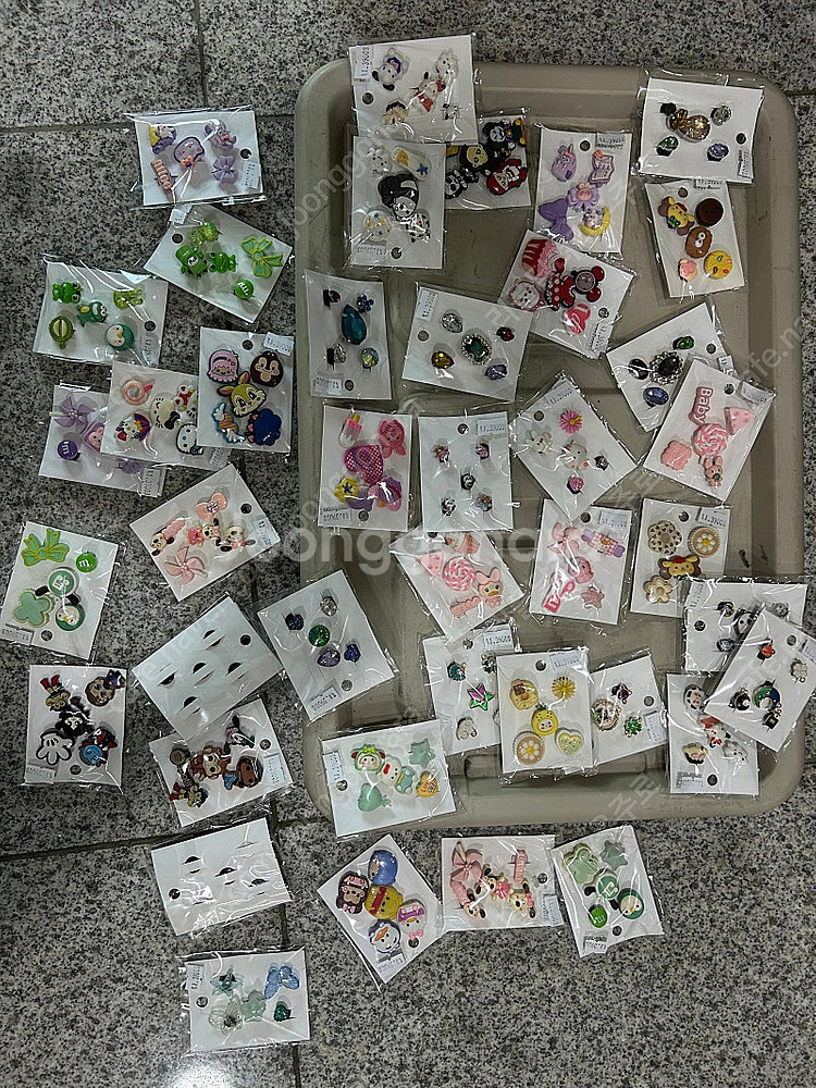 크록스 지비츠 대량 물건정리--1