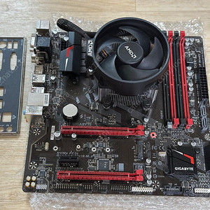 AMD 라이젠7 1700 + 기가바이트 AB350M-Gaming