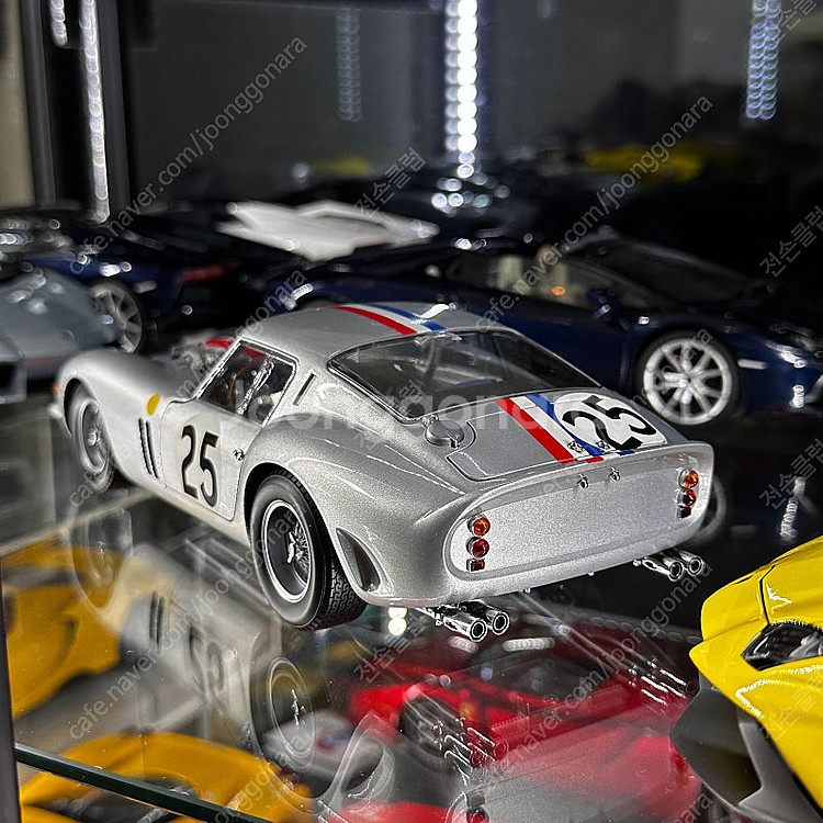 1:18 교쇼 페라리 250 gto #25 하이엔드버전...--2