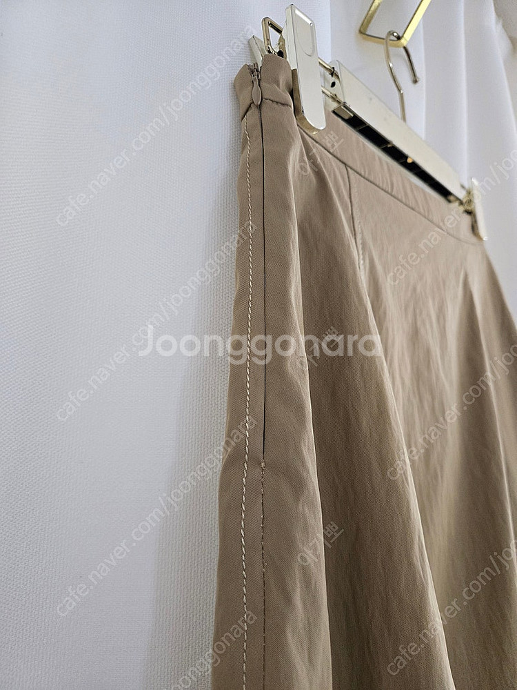 텍달린 새상품 ㅡ 시에 플레어 롱 스커트--8