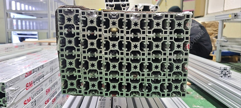 알루미늄 프로파일 이미지