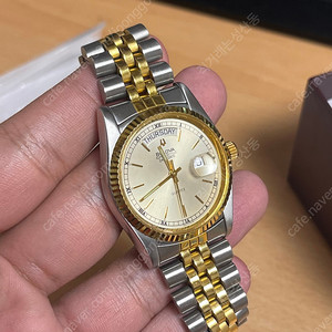 부로바 슈퍼세빌 데이데이트 콤비 쿼츠