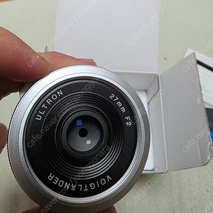 보이그랜더 울트론 27mm F2 실버 후지마운트