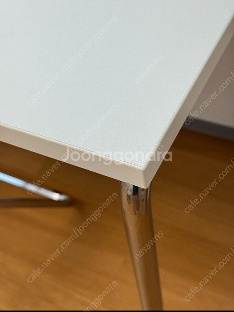 L&C Stendal Akiro 426 Table 12...--6