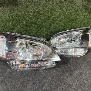 [판매] 기아 쏘울 중고 일반헤드라이트 램프 전조등 자동차중고부품 폐차장중고부품 수입차중고부품 판매점 구매 복원 불량 파손 수리 교체 리멘카