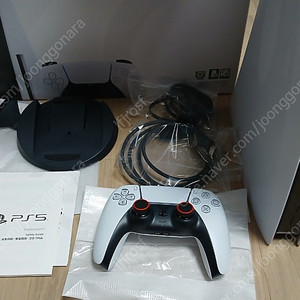 ps5 플스5 디스크 에디션 (CFI-1218A) 싸게 팝니다