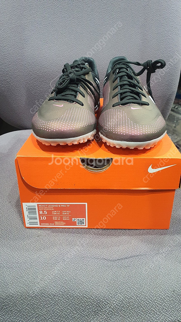 나이키 티엠포 리액트 레전드 9 프로 TF 풋살화 판매합니다.--0