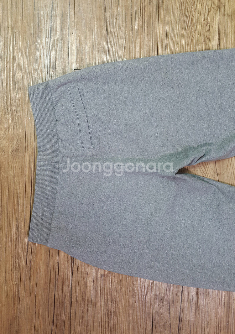 노스페이스 여성 반바지 29~30, 데상트 반바지, 내셔널지오그래픽 자켓 90,S, 나이키 자켓 XS, 나이키 얇은...--4