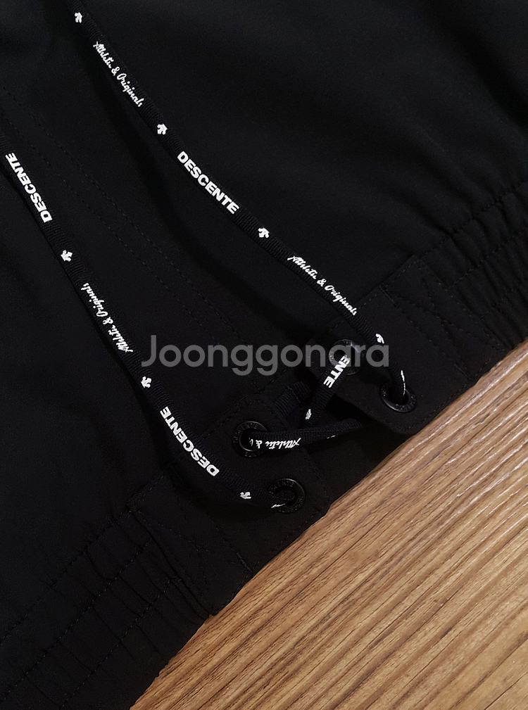 노스페이스 여성 반바지 29~30, 데상트 반바지, 내셔널지오그래픽 자켓 90,S, 나이키 자켓 XS, 나이키 얇은...--8