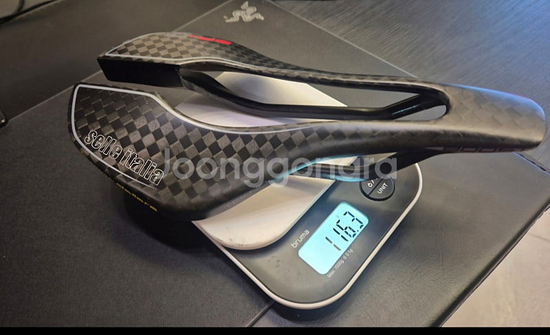 셀레 풀카본 안장 sp-01 부스트 s3 130사이즈....--0