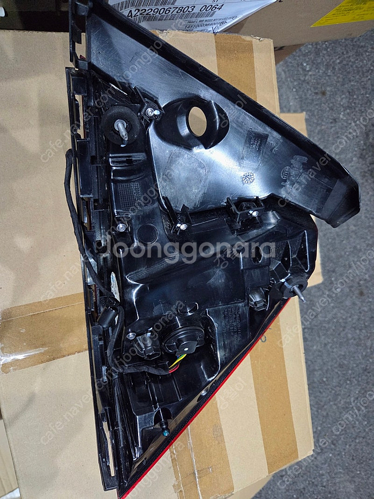 볼보 S60 운전석테일램프--1