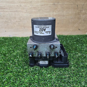 제네시스 쿠페 ABS모듈 58920-2M500 5만원