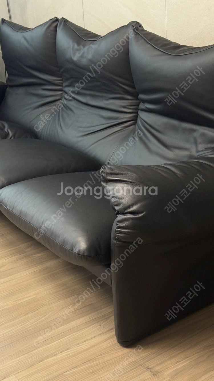 Cassina 까시나 마라룽가 3시트 x등급 블랙 소파--5