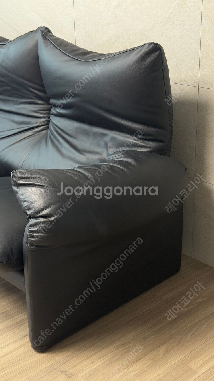 Cassina 까시나 마라룽가 3시트 x등급 블랙 소파--6