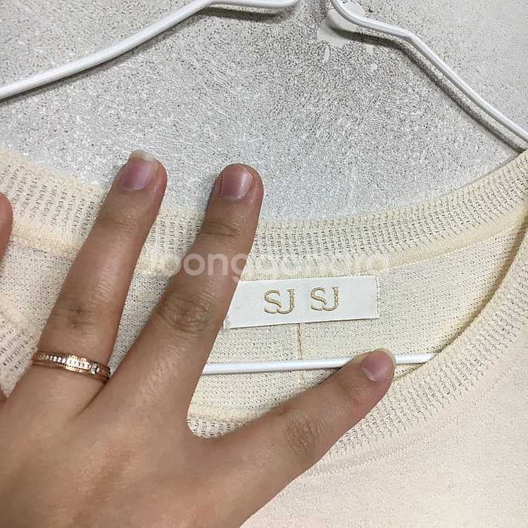 SJSJ 에스제이 반팔 니트 90 / 랑방 마인 오브제 타임 럭키슈에뜨 산드로 마쥬 오르 시에 시스템--1