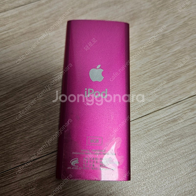 아이팟나노 4세대 8g 팝니다.--1