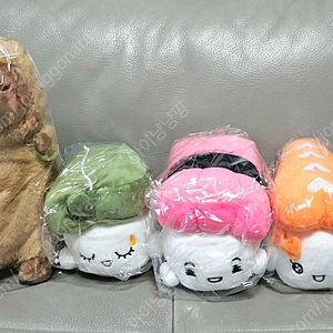 (일괄)초밥인형세트와 카피바라 인형 싸게 팔아요~!