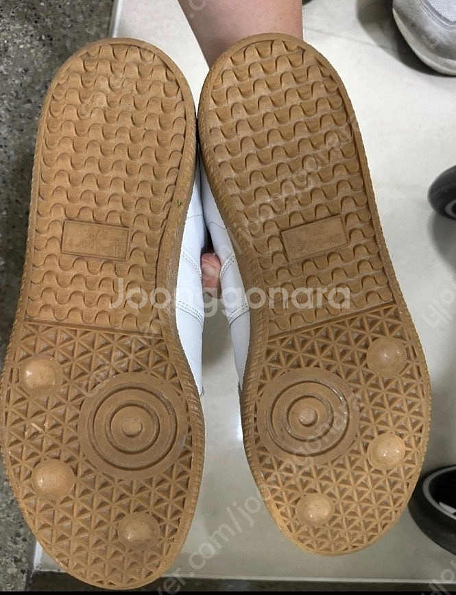 아디다스 BW ARMY WHITE 275사이즈--3