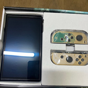 닌텐도 스위치 oled 젤다에디션