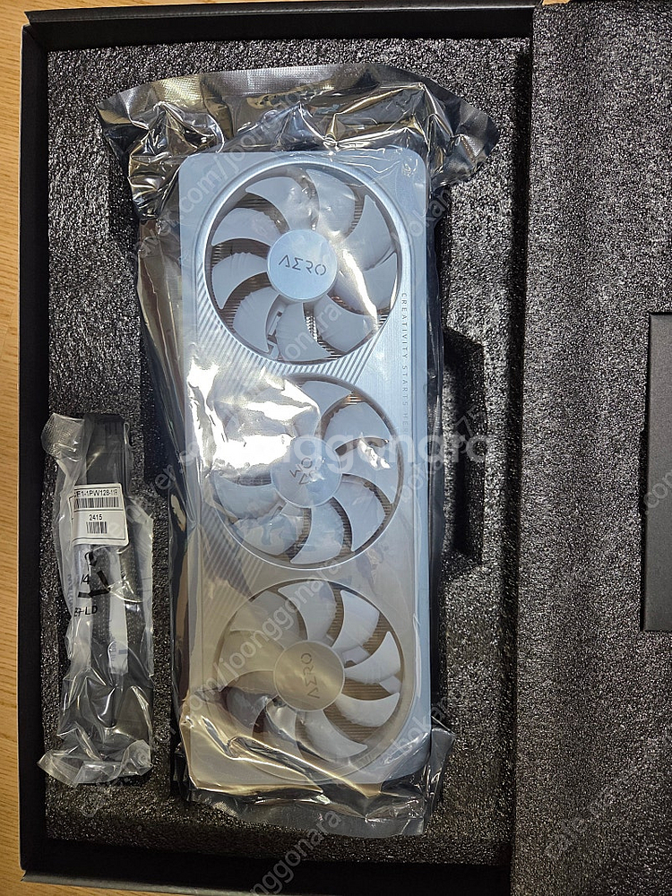 기가바이트 RTX 4070 SUPER AERO OC D...--3