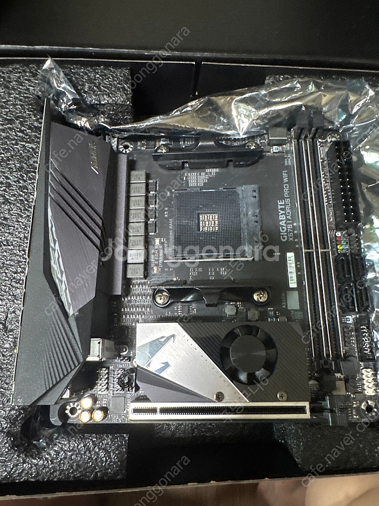 기가바이트 gigabite x570i aorus pro...--4