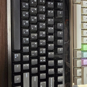체리키보드 g80-3000 청축 tkl 판매합니다.