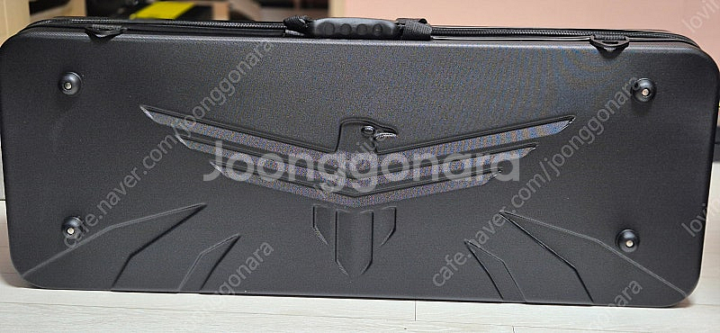 몽콕 하드 건케이스를 택포 4만원에 판매합니다.--1