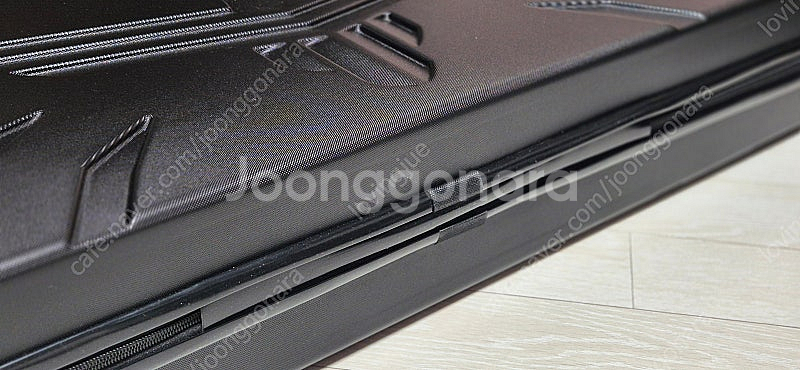 몽콕 하드 건케이스를 택포 4만원에 판매합니다.--4