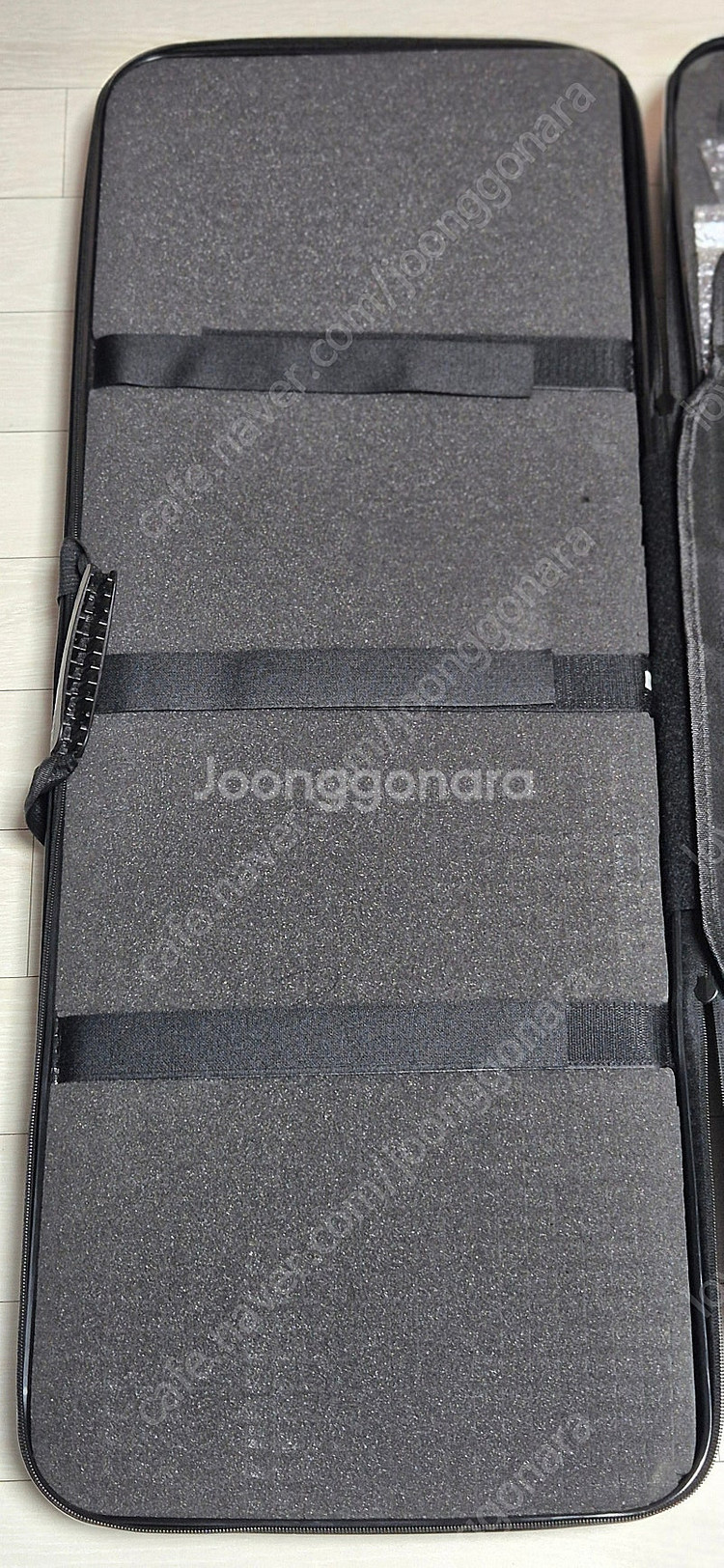 몽콕 하드 건케이스를 택포 4만원에 판매합니다.--5