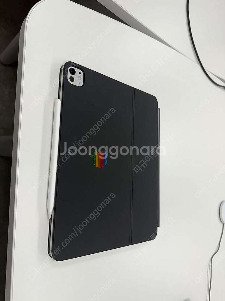 아이패드프로13(M4) 256gb 셀룰러 + 매직키보드...--2