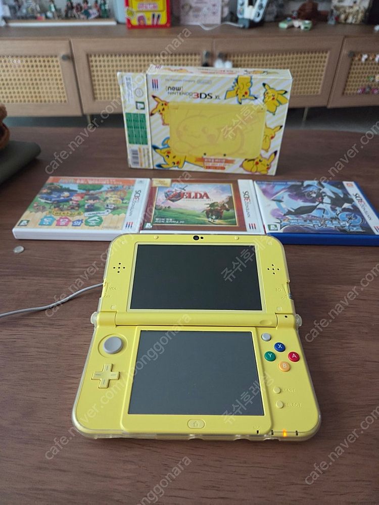 닌텐도 3DS 피카츄에디션 동물의숲 게임팩 이미지