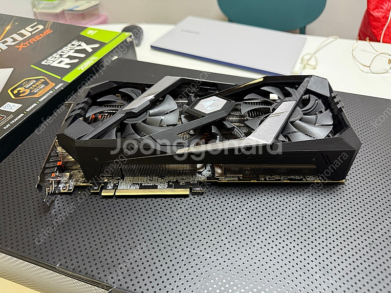 기가바이트 Aorus Xtreme 2080Ti--2