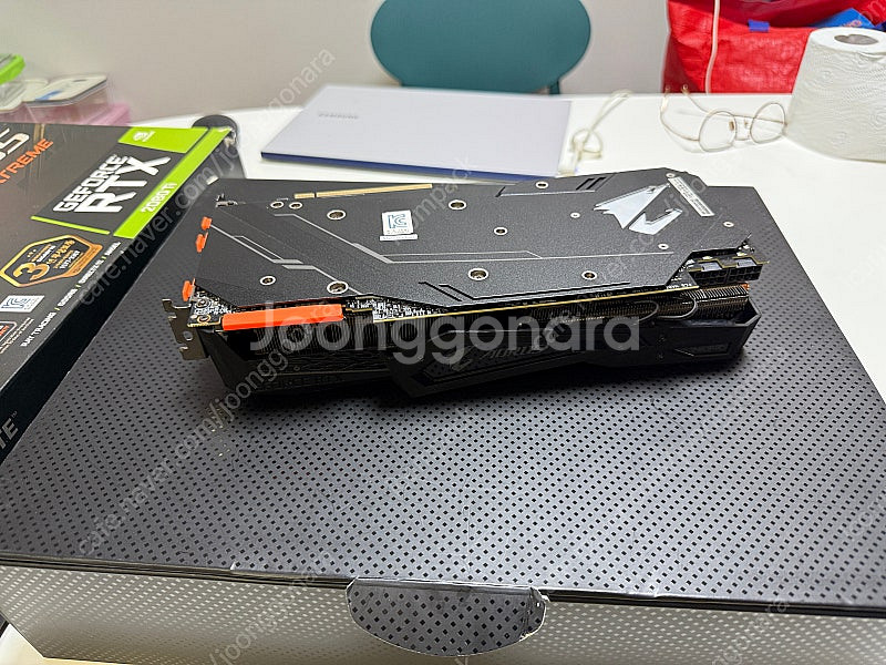 기가바이트 Aorus Xtreme 2080Ti--3