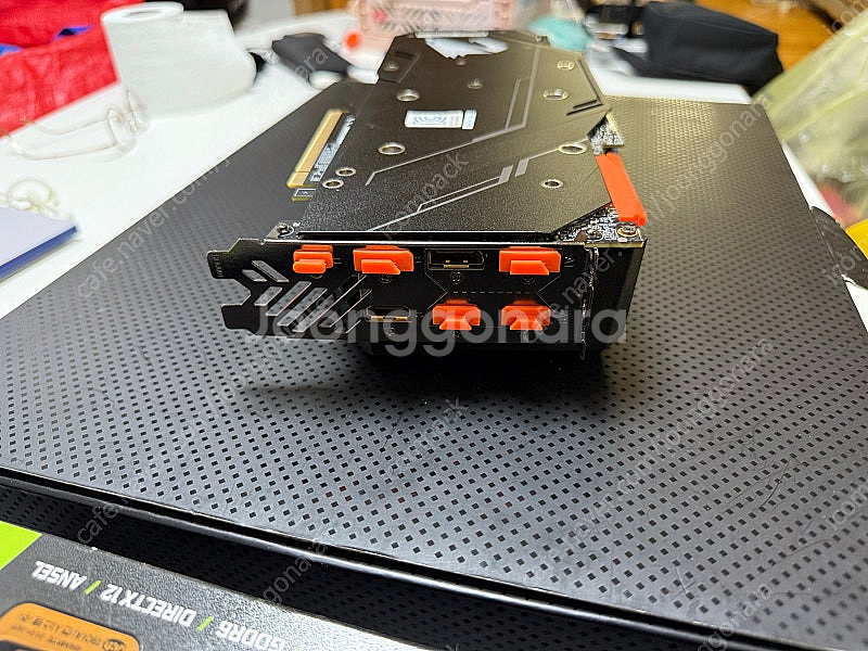 기가바이트 Aorus Xtreme 2080Ti--4